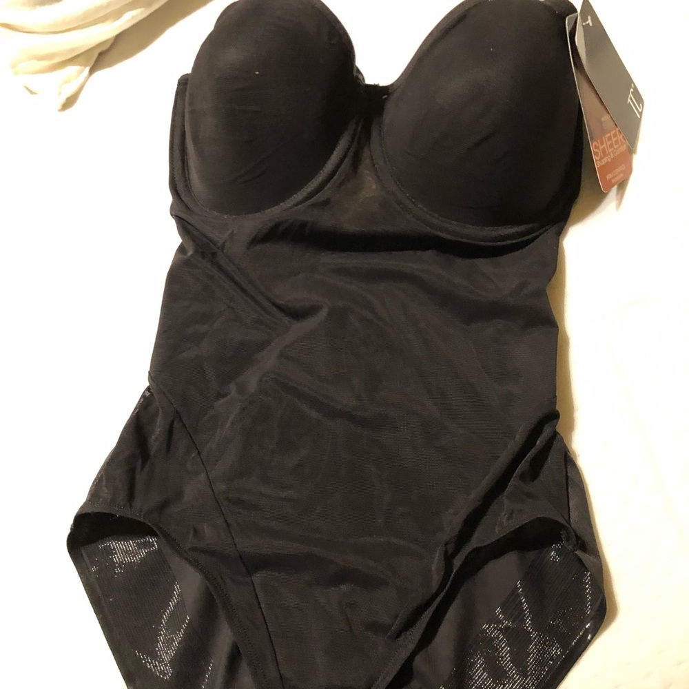 Body shaper black 36c with hook crotch.